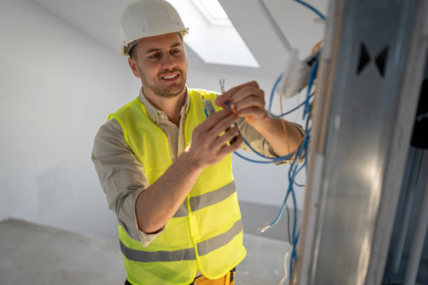 Best Affordable Emergency Electrician  in Graceville, FL