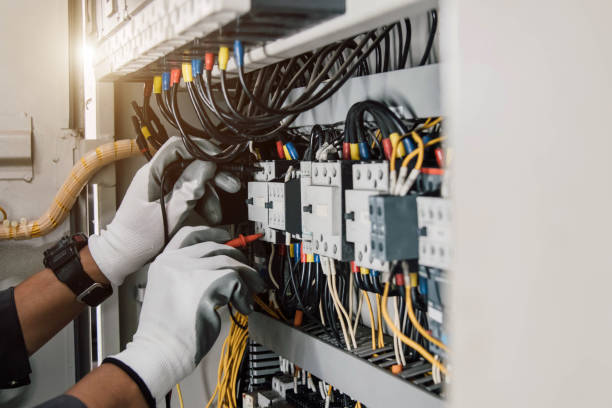 Best Electrical Outlet Repair  in Graceville, FL